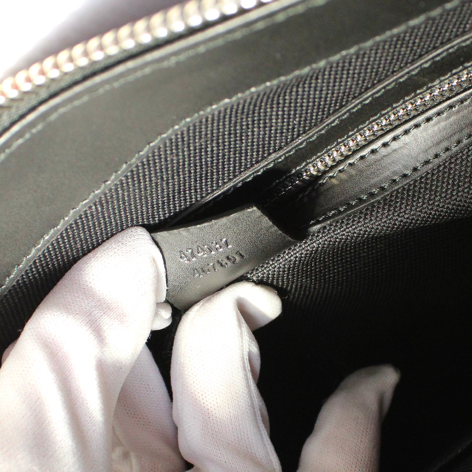 GUCCI - Sac à bandoulière suprême GG Tiger