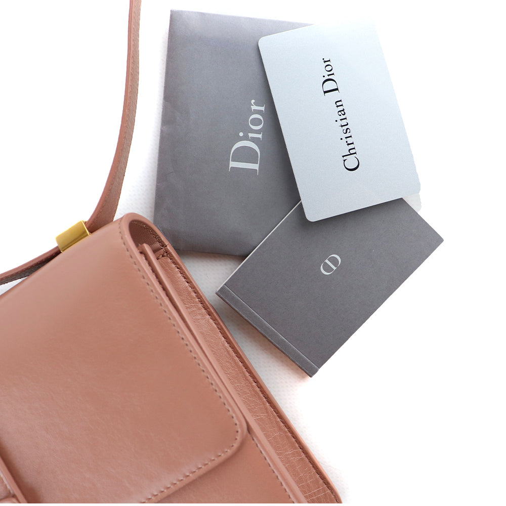 DIOR - Sac à bandoulière 30 Montaigne en cuir rose