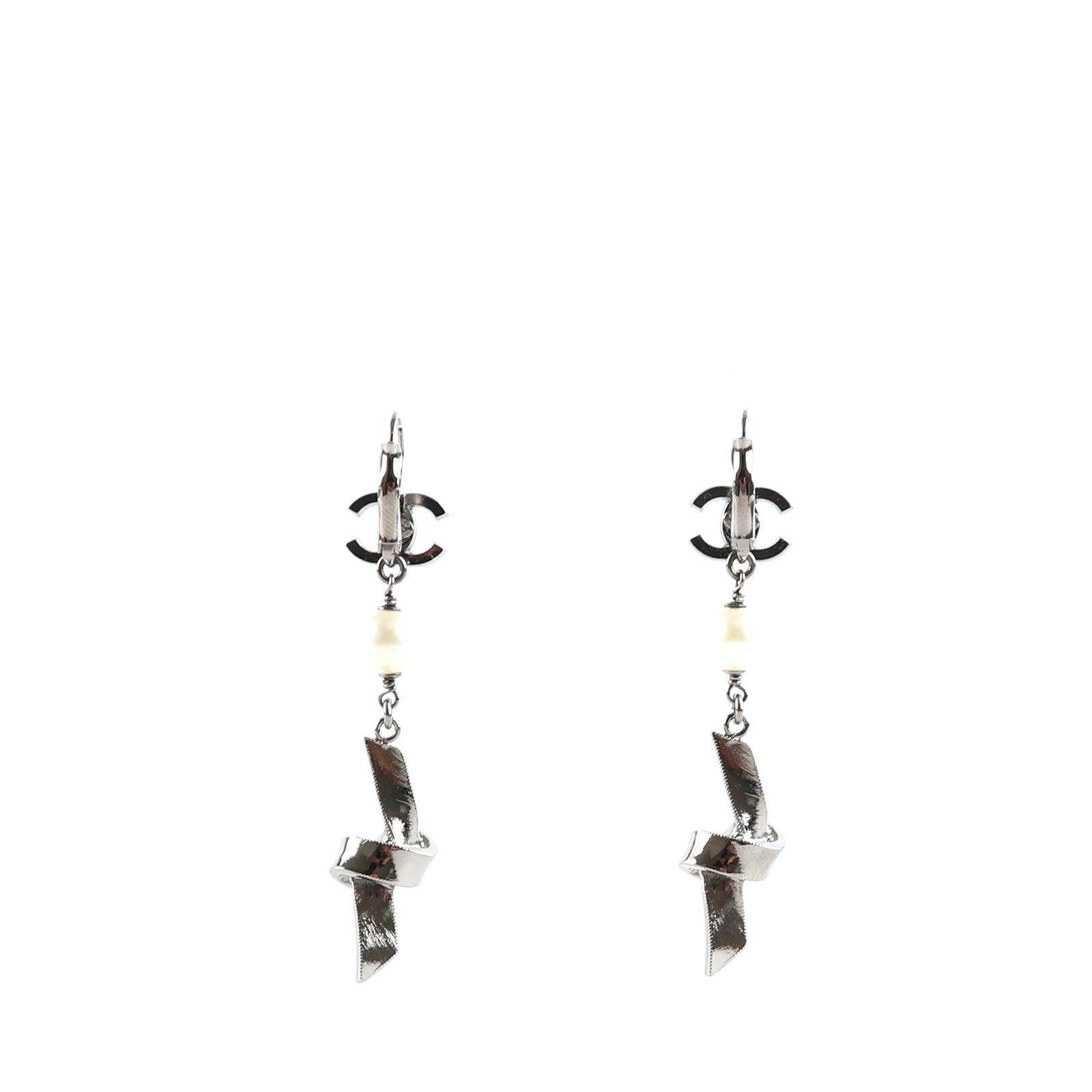 CHANEL - Boucles d'oreilles Noeud