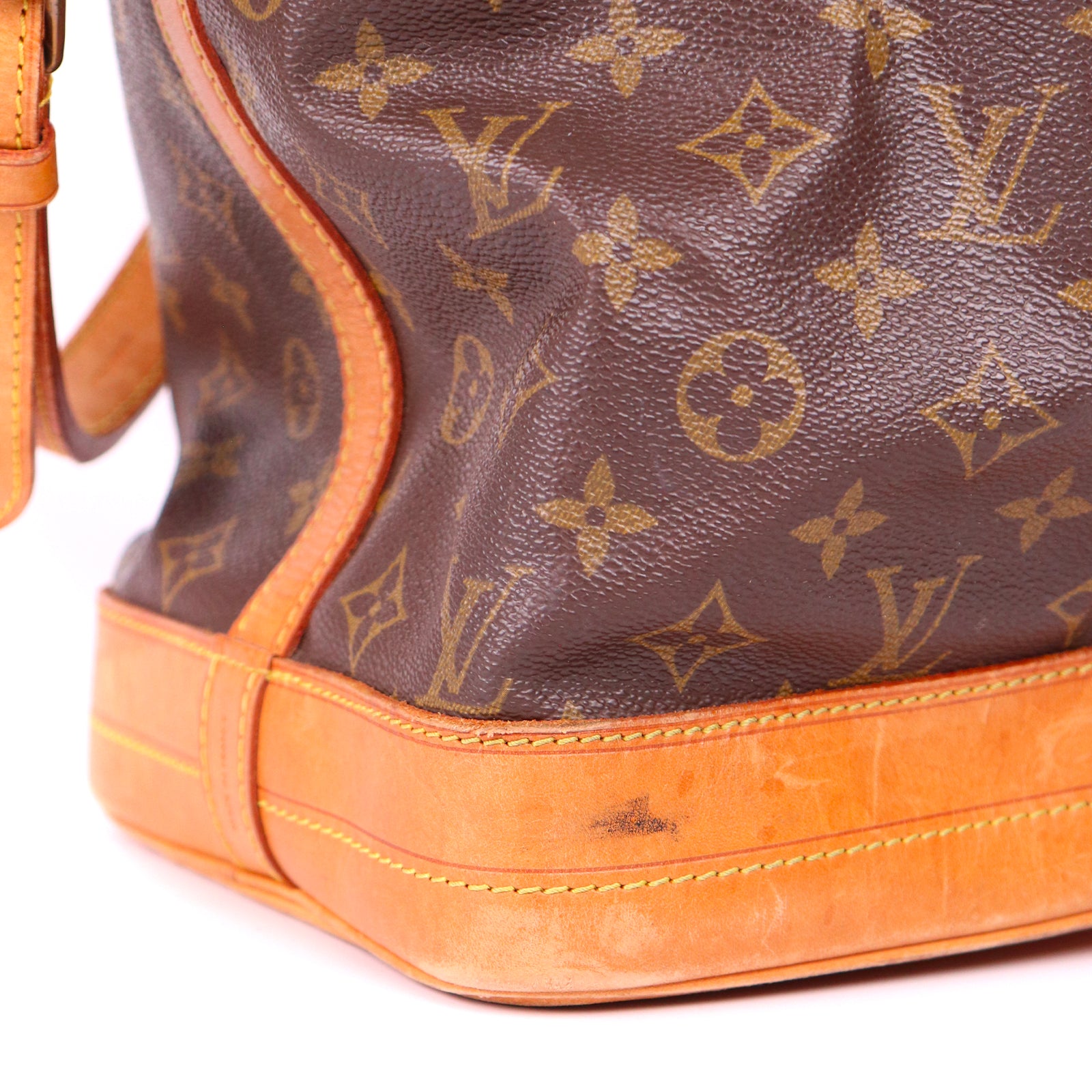 LOUIS VUITTON - Sac sceau Noé vintage en toile monogrammée