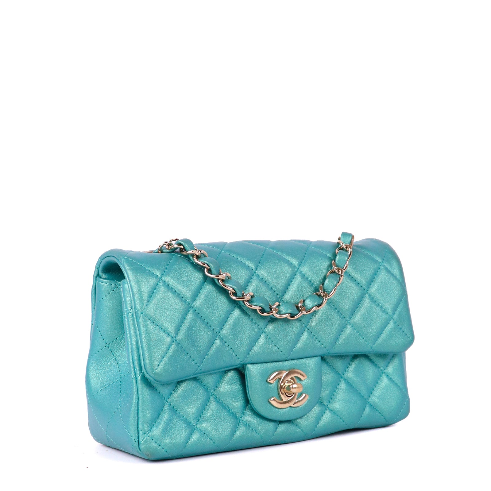 CHANEL - Sac à bandoulière Timeless mini bleu Tiffany