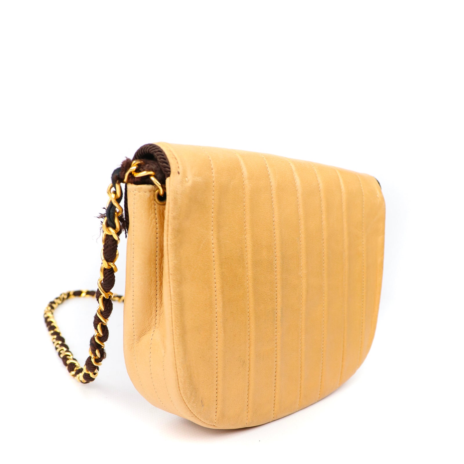 CHANEL - Sac à bandoulière Croissant vintage