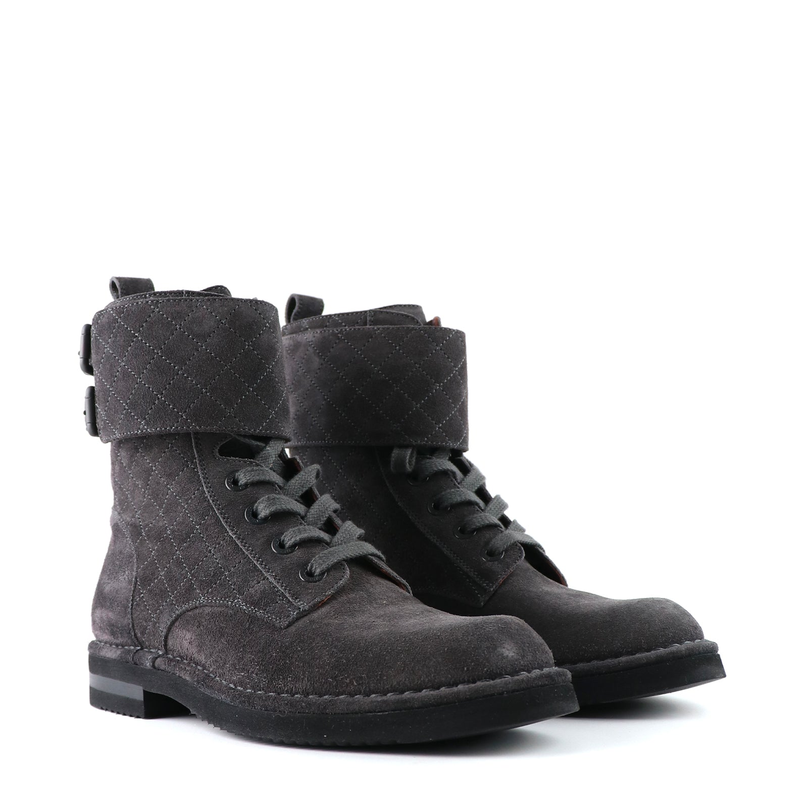 CHANEL - Boots en daim (T39)