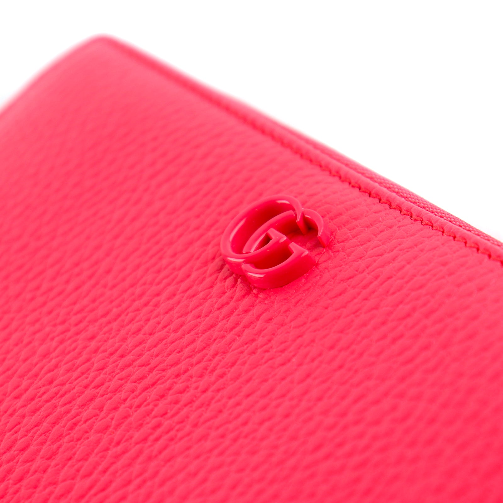 GUCCI - Grand portefeuille Marmont en cuir grainé rose