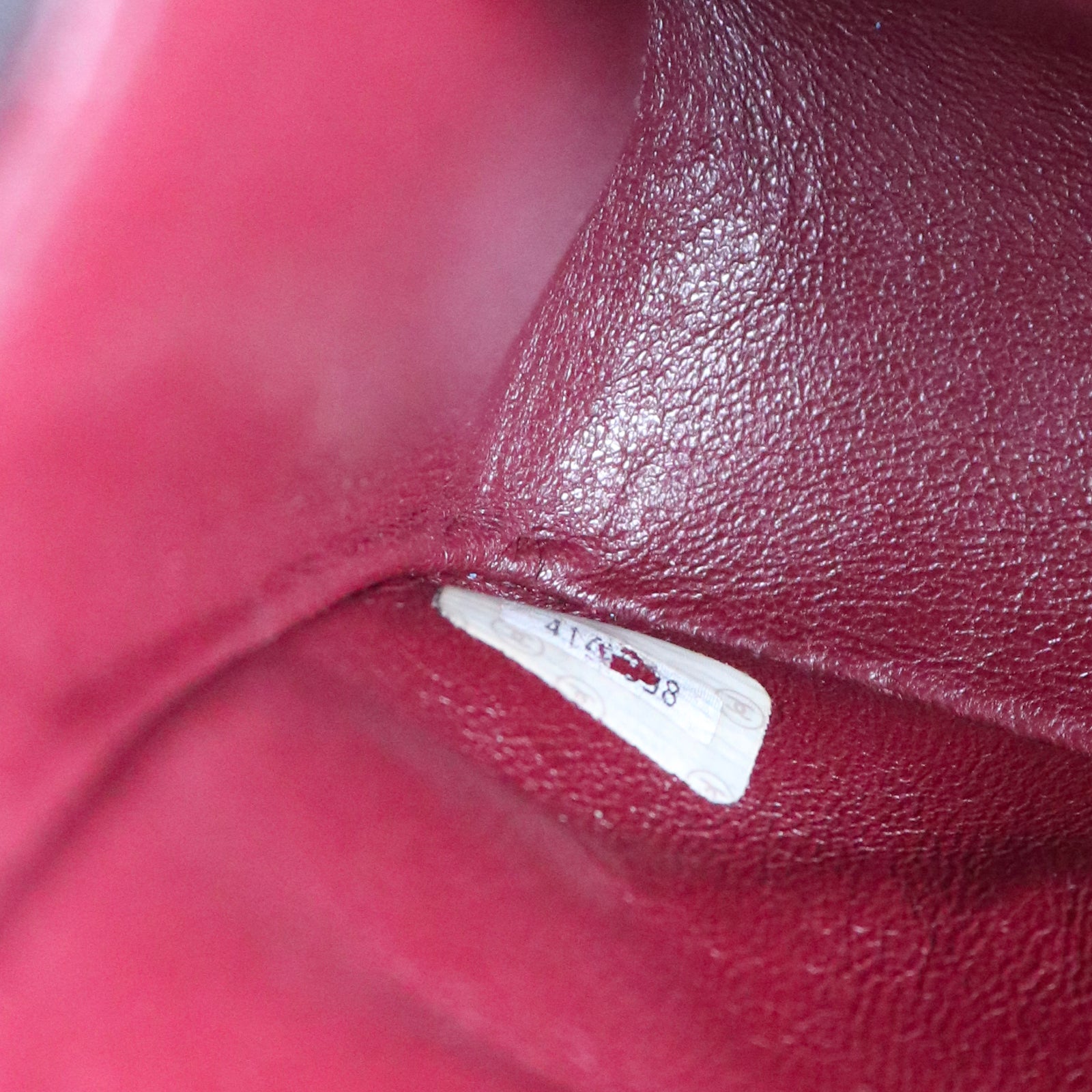 CHANEL - Sac à main Timeless double flap 23cm en cuir matelassé noir vintage