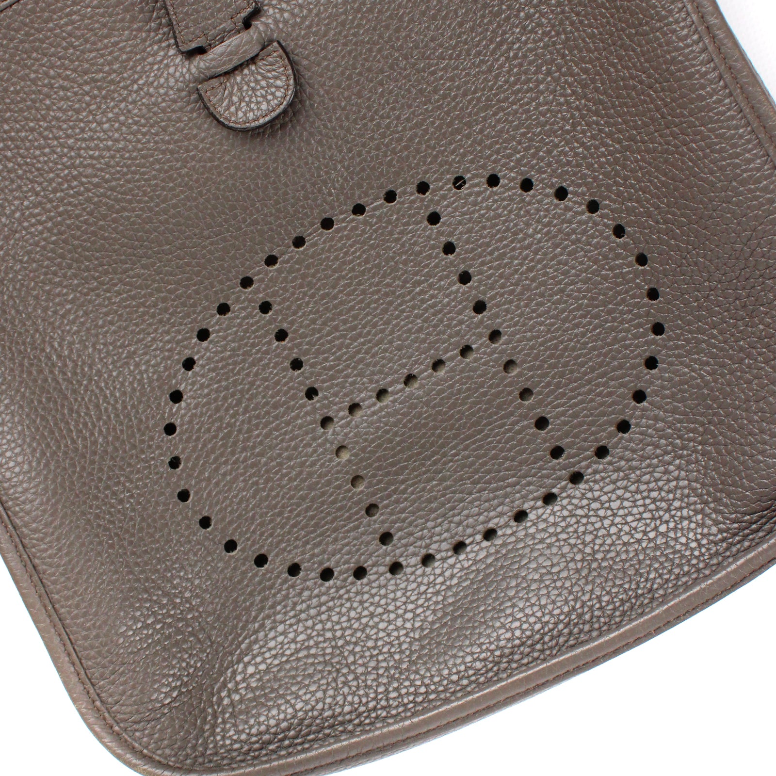 HERMÈS - Sac à bandoulière Evelyne 29 taurillon clémence