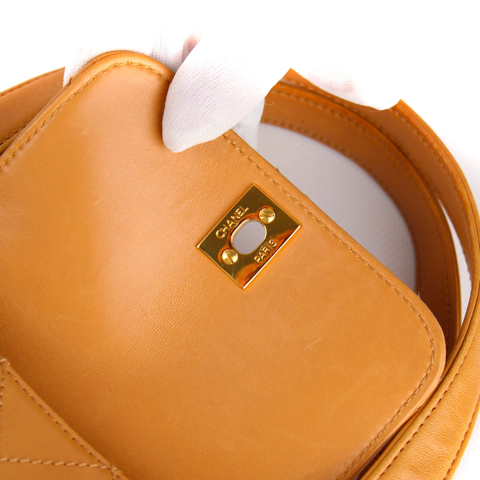 CHANEL - Sac à main vintage