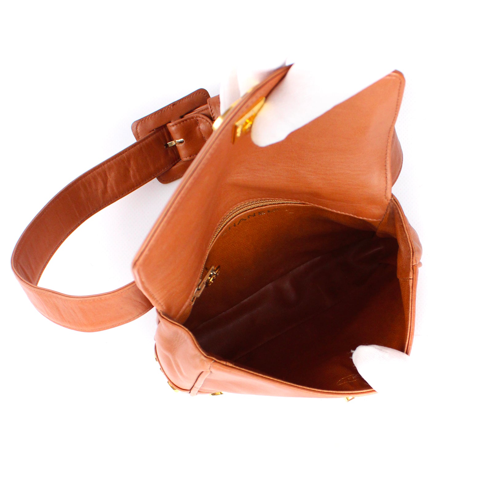 CHANEL - Sac ceinture vintage