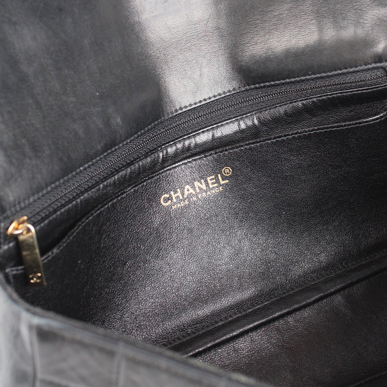 CHANEL - Sac à main Chocolate Bar Lucky Charms vintage