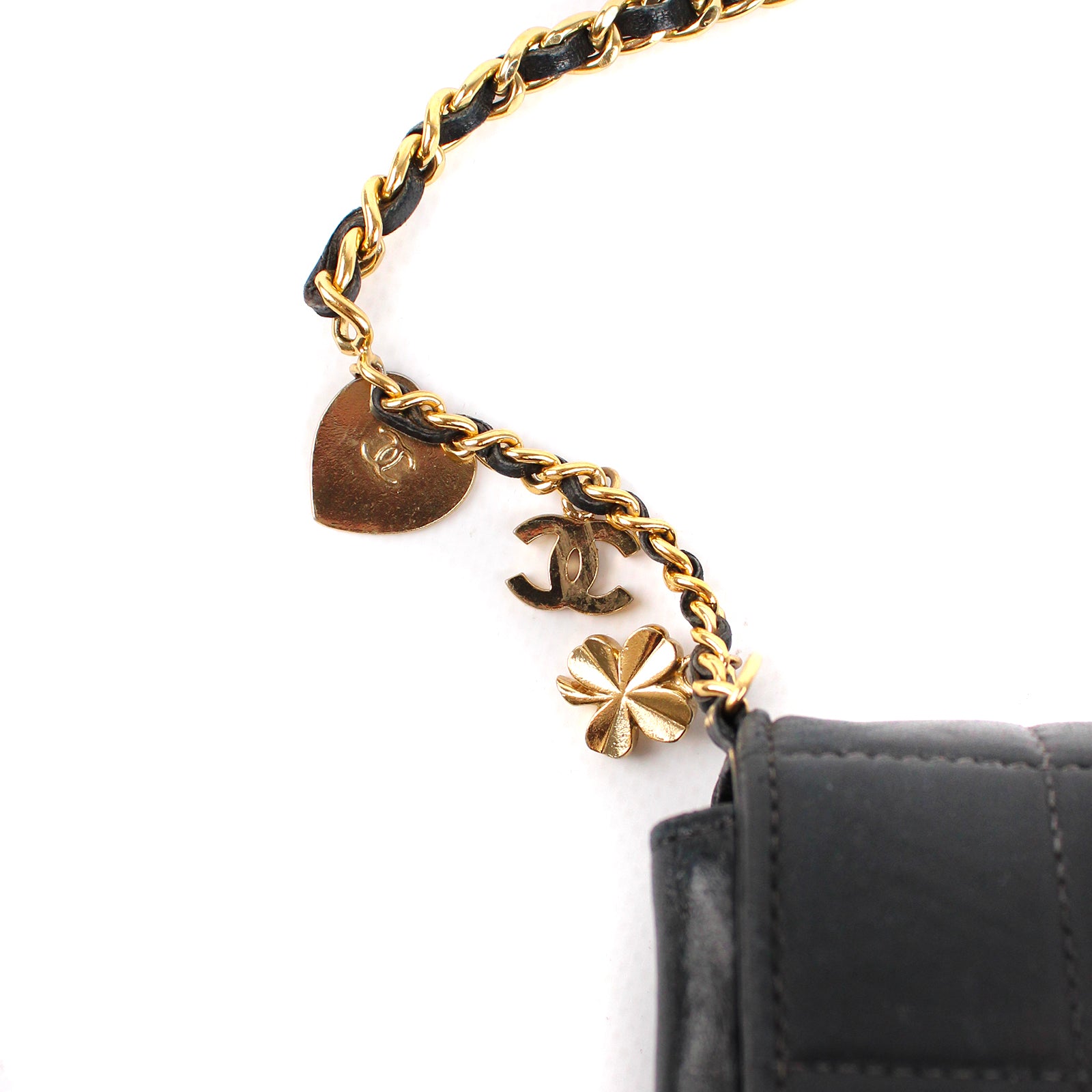 CHANEL - Sac à main Chocolate Bar Lucky Charms vintage