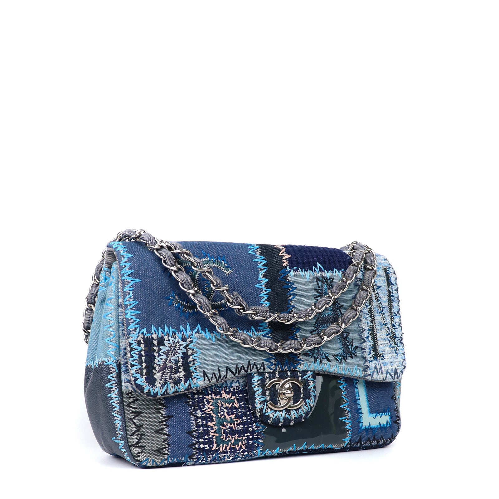 CHANEL - Sac à bandoulière Jumbo Denim Patchwork