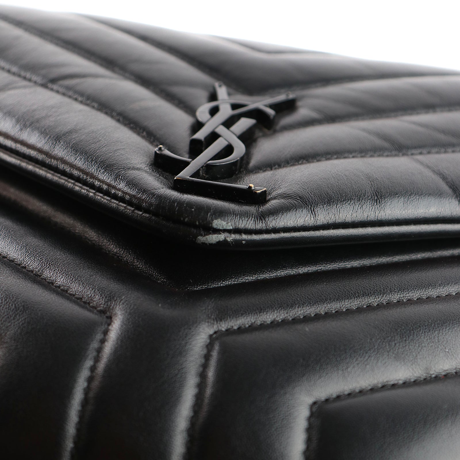 SAINT LAURENT - Loulou medium en cuir matelassé full black