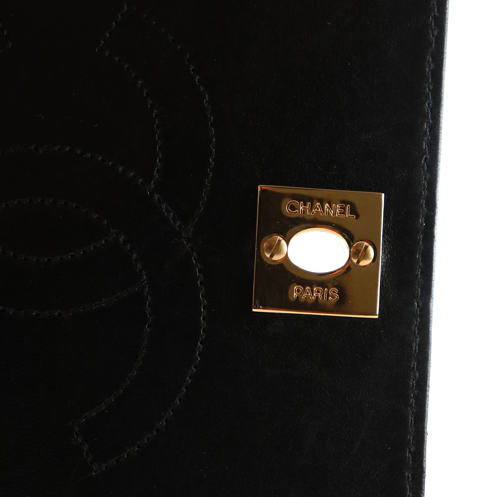 CHANEL - Sac à bandoulière Mademoiselle vintage en cuir matelassé
