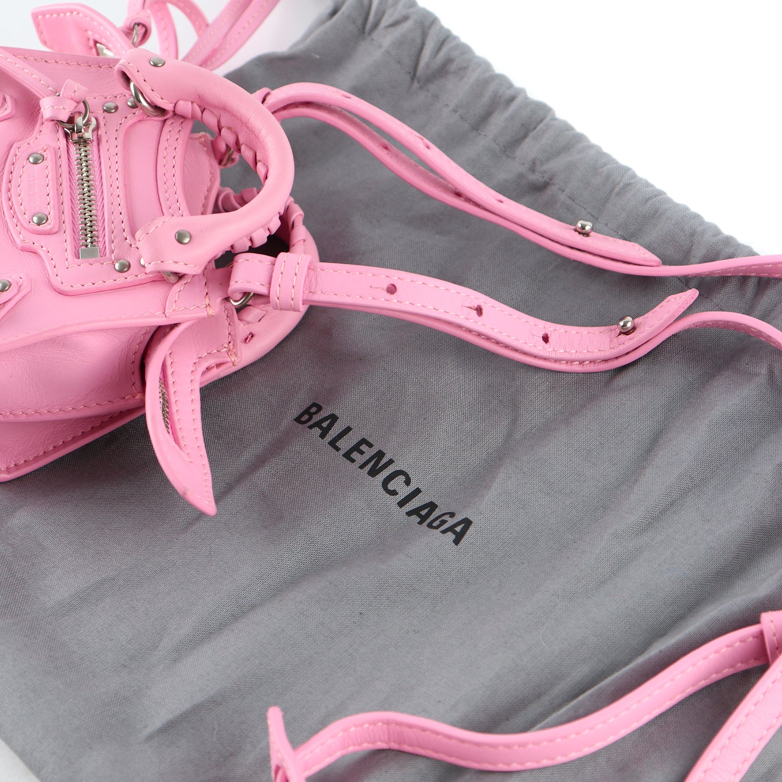 BALENCIAGA - Sac à bandoulière Neo Classic mini en cuir lisse rose