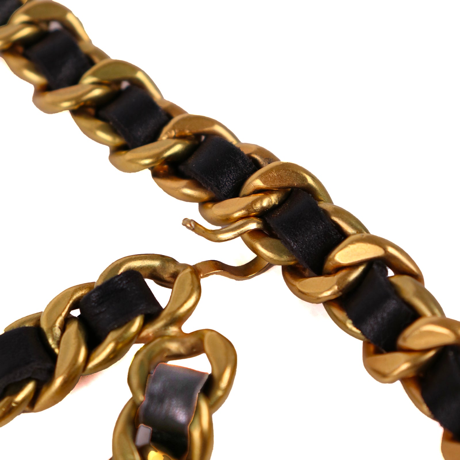 CHANEL - Ceinture chaîne cuir vintage (T90)