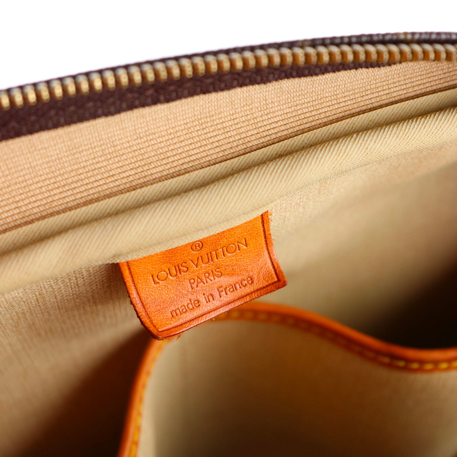 LOUIS VUITTON - Sac à main Deauville en toile monogramme