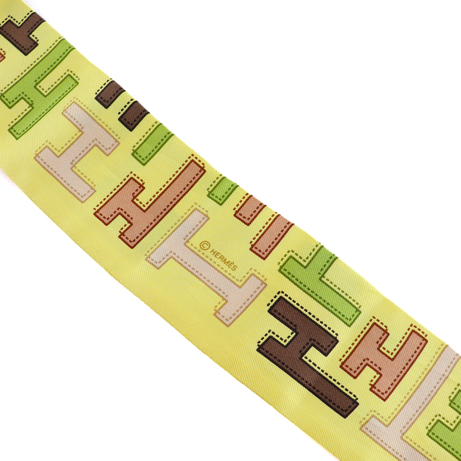 HERMÈS - Twilly en soie modèle H