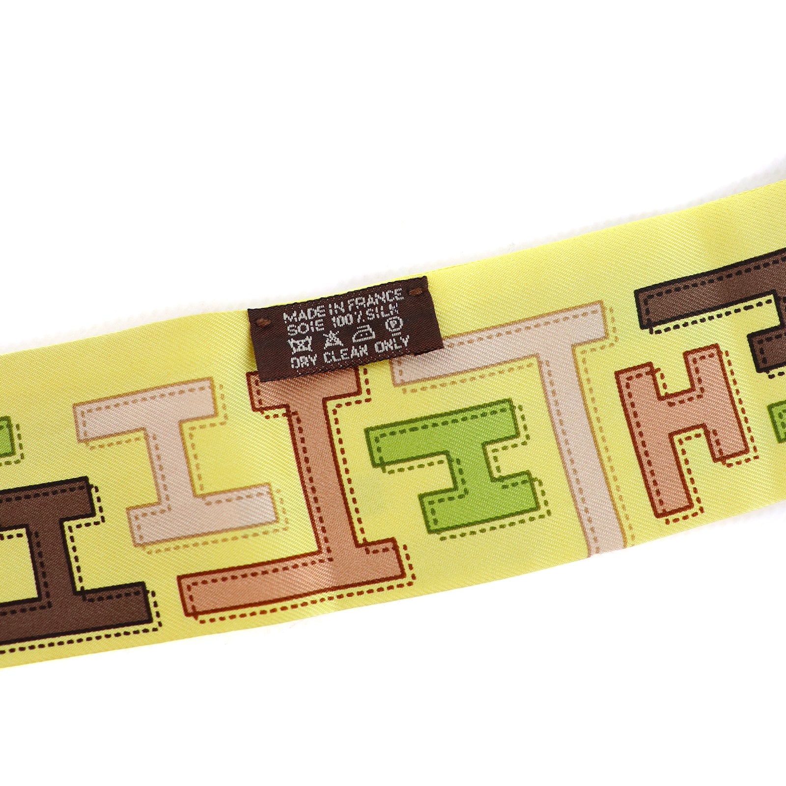 HERMÈS - Twilly en soie modèle H