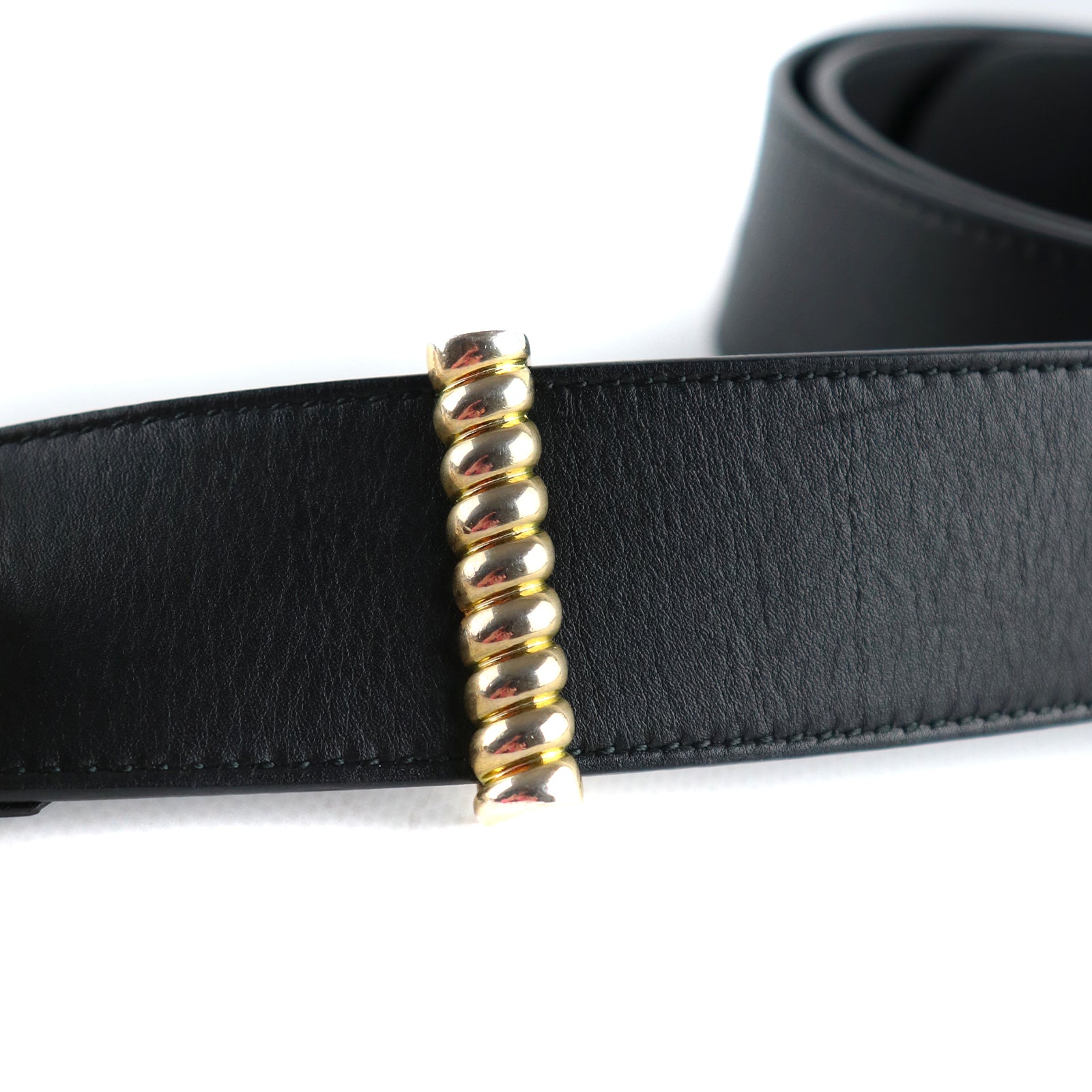 GUCCI - Ceinture GG Buckle en cuir lisse noir (T85)
