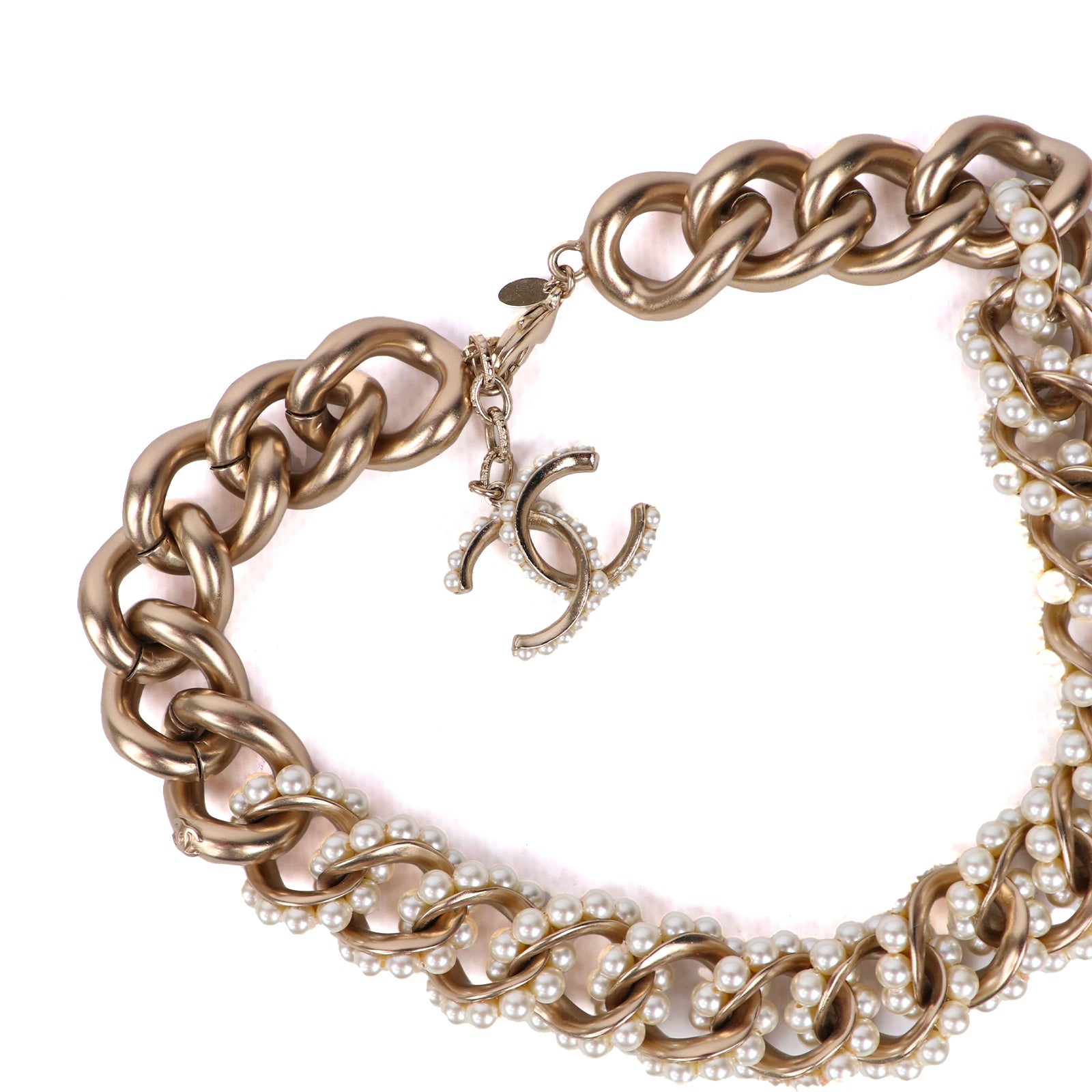 CHANEL - Collier chaîne et perles