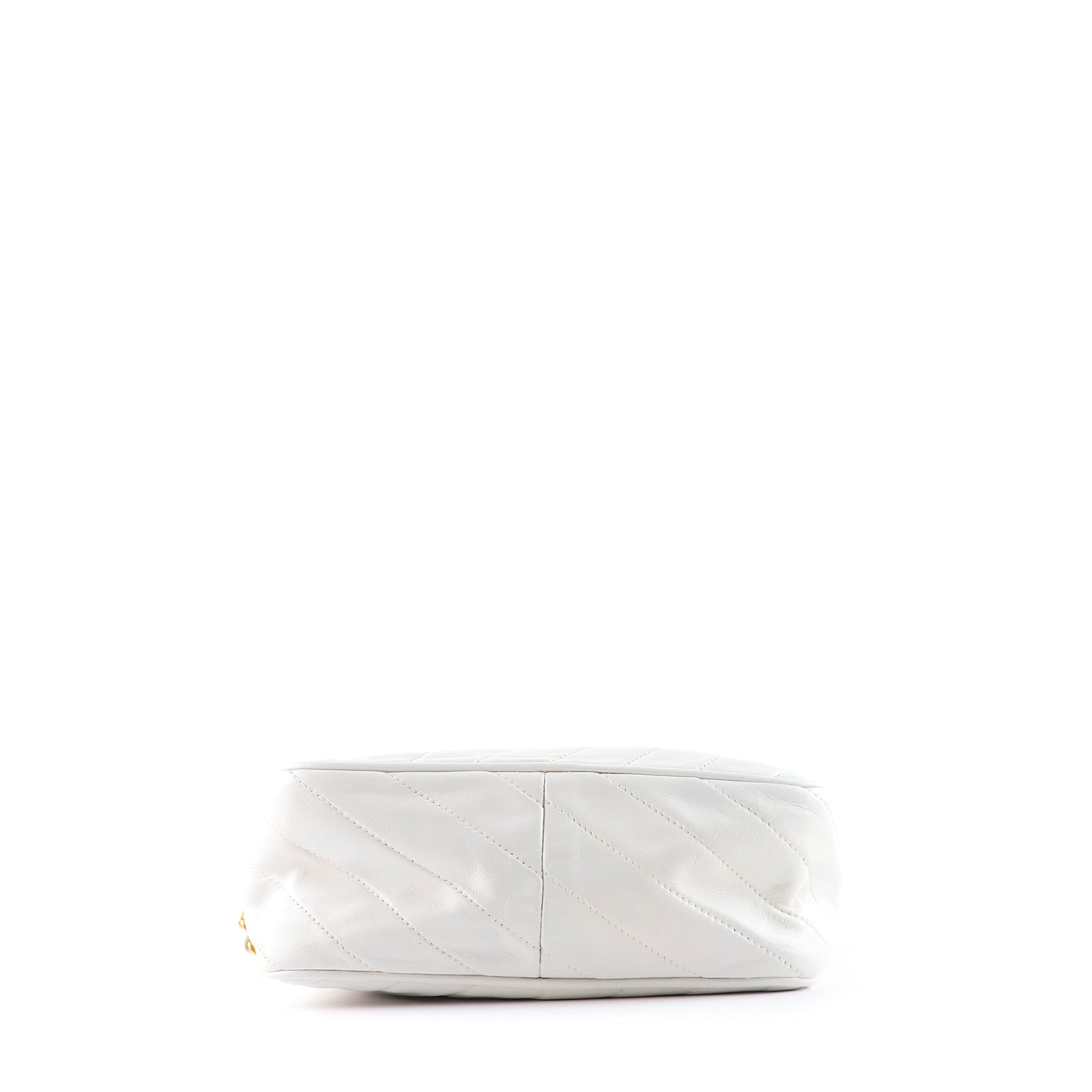 CHANEL - Sac à bandoulière Caméra vintage en cuir blanc