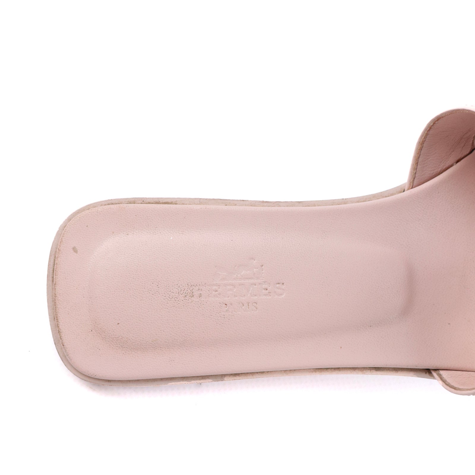 HERMÈS - Sandales Oran en cuir rose (T38)