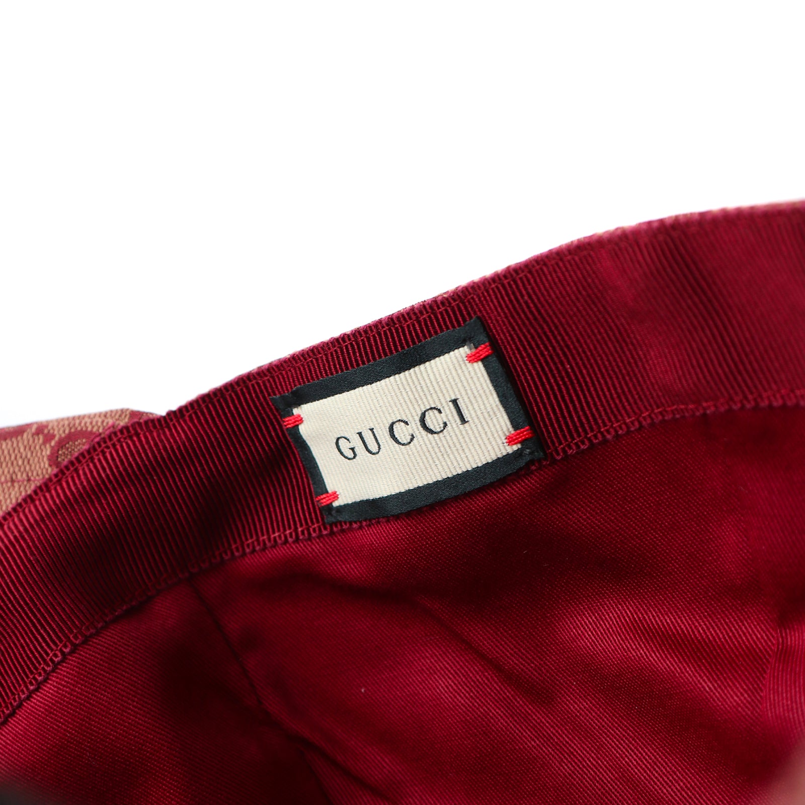 GUCCI - Casquette en toile bordeaux GG