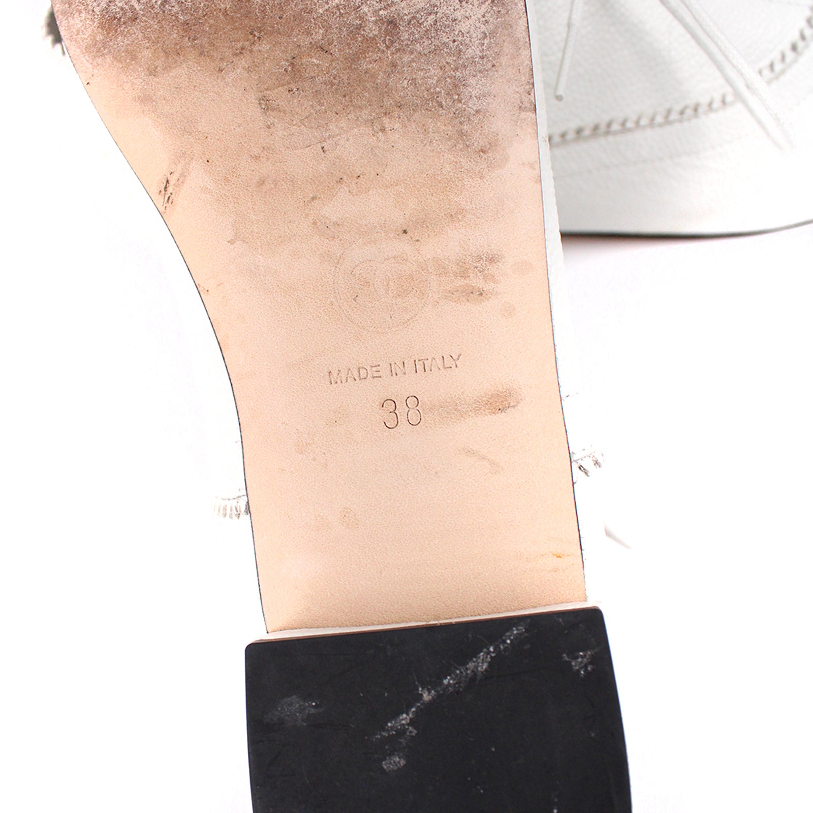 CHANEL - Derbies en cuir (T38)