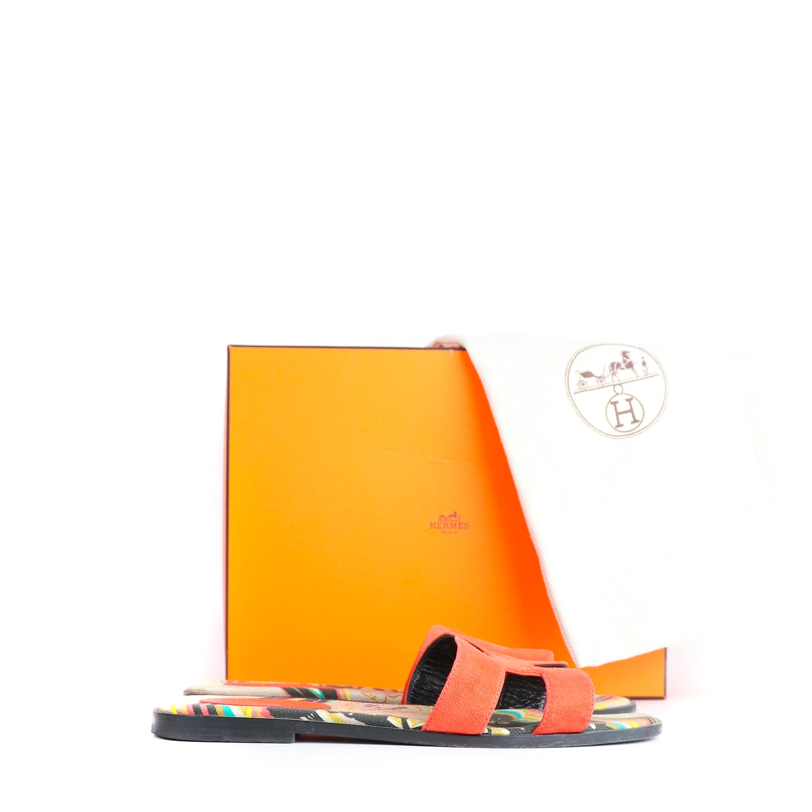 HERMÈS - Sandales Oran en daim rouge (T39)