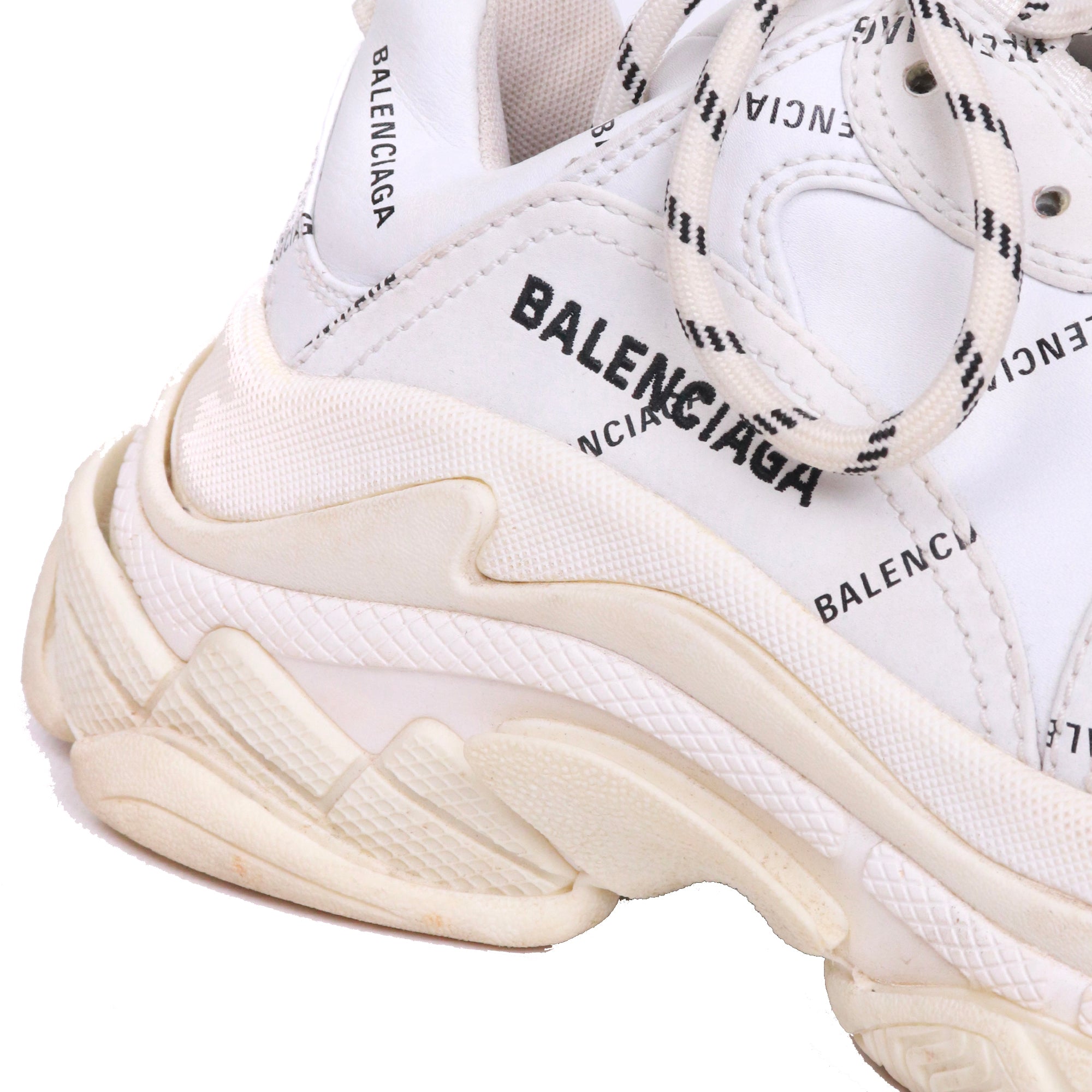 BALENCIAGA - Sneakers Triple S Balenciaga en cuir blanc (T37)