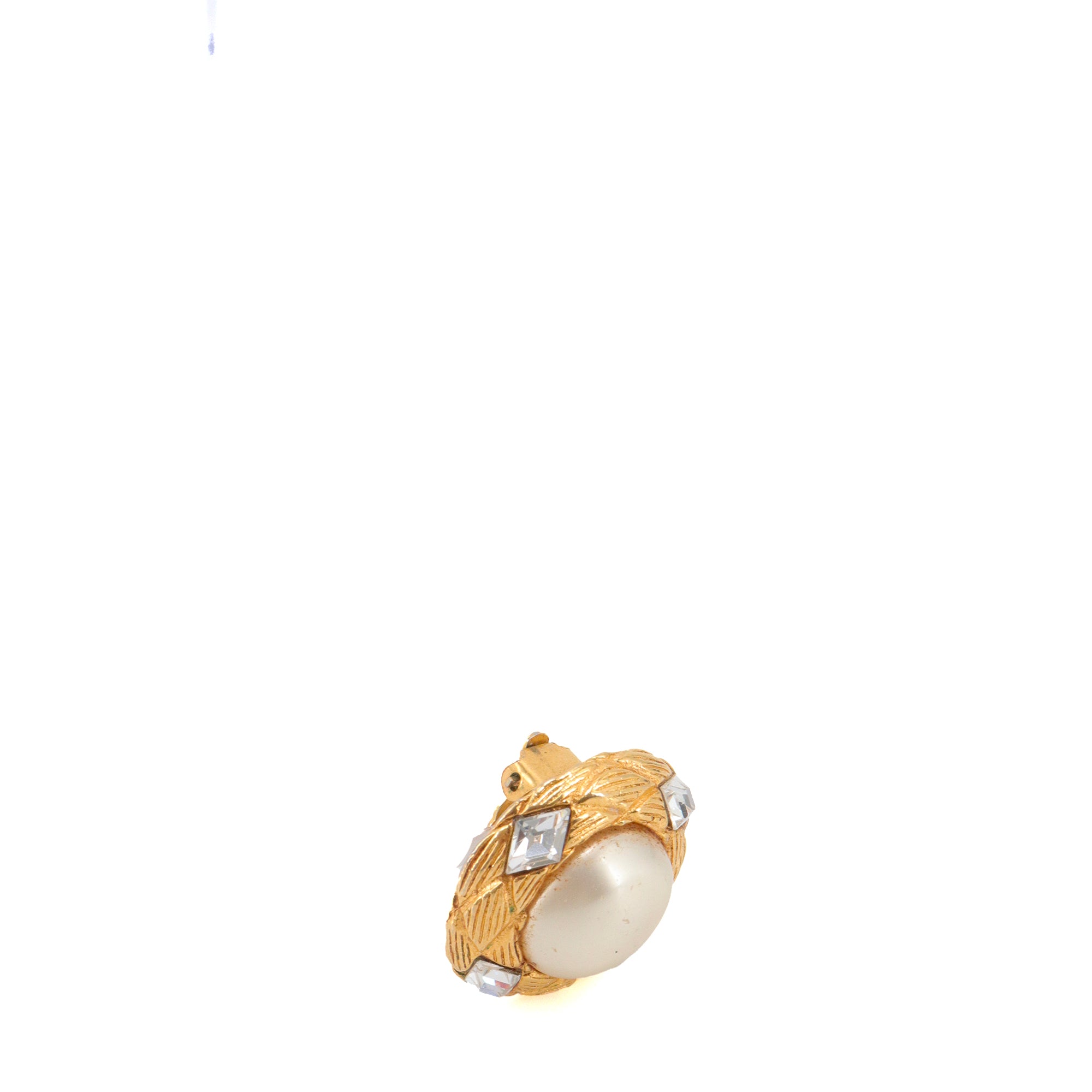 CHANEL - Camélia earrings