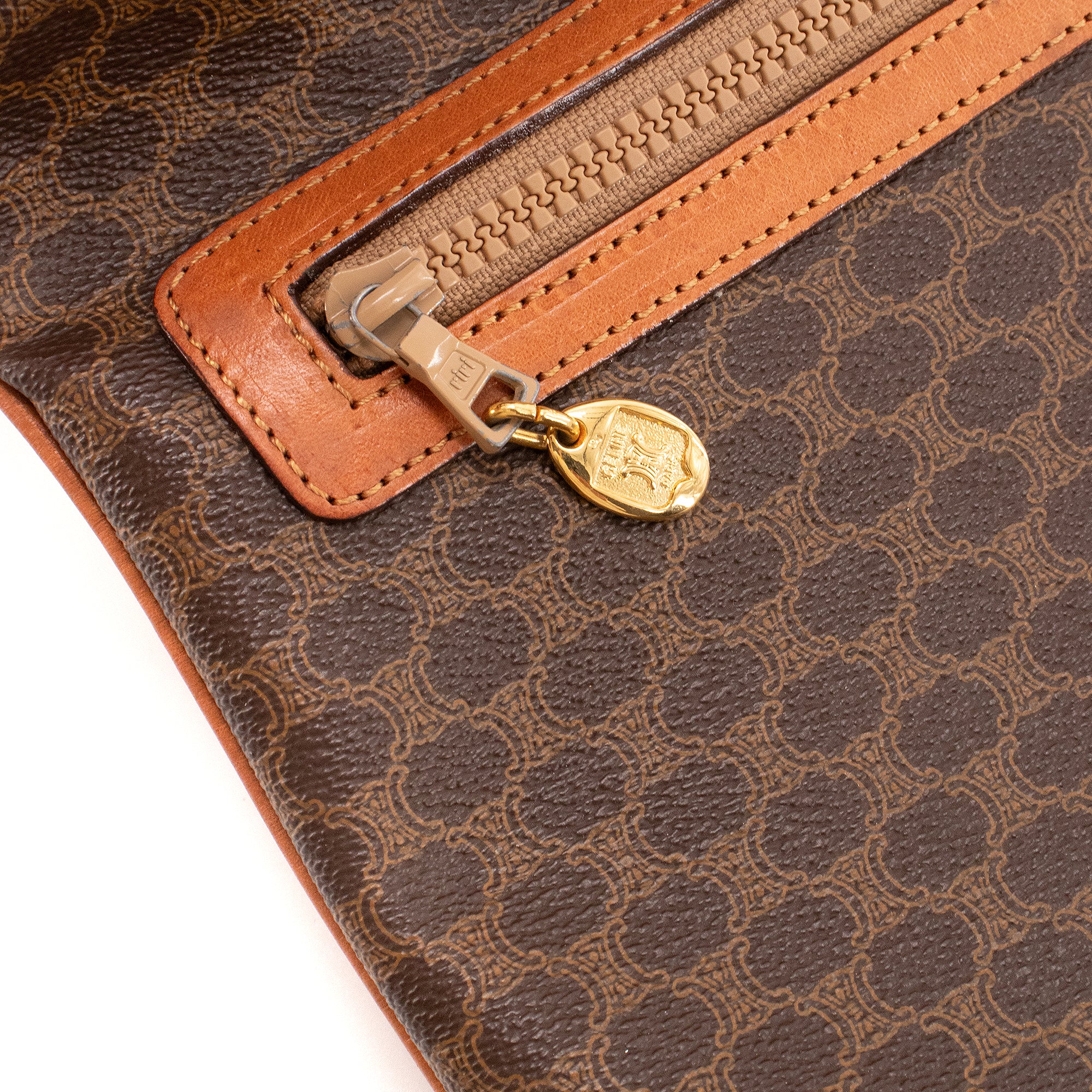 CELINE - Pochette à rabat Celine en toile monogrammée vintage