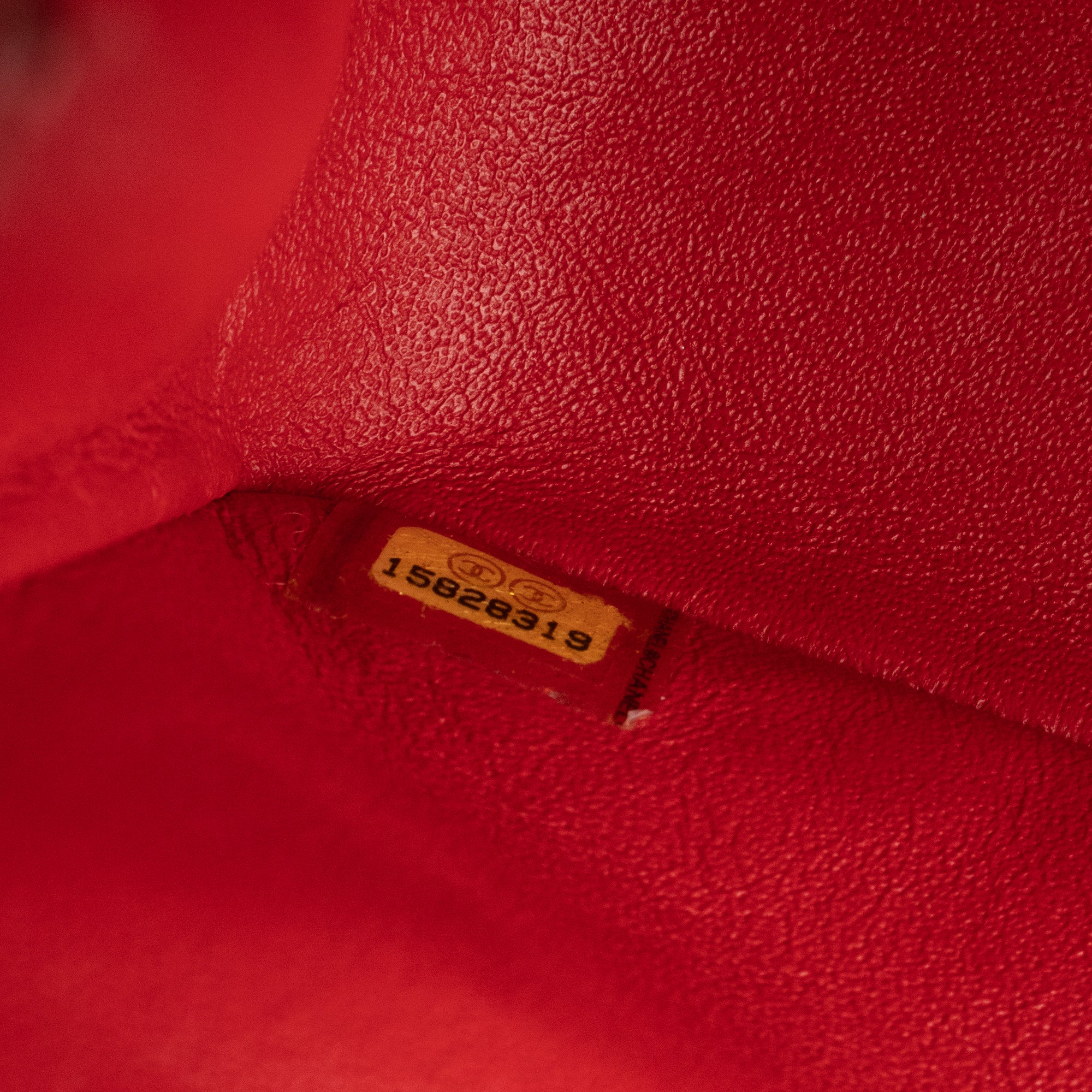 CHANEL - Sac à main Classique/Timeless 11.12 Chanel en cuir lisse rouge