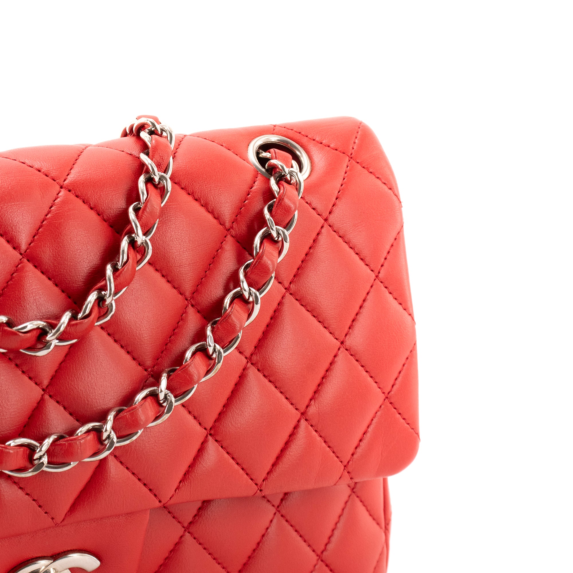 CHANEL - Sac à main Classique/Timeless 11.12 Chanel en cuir lisse rouge