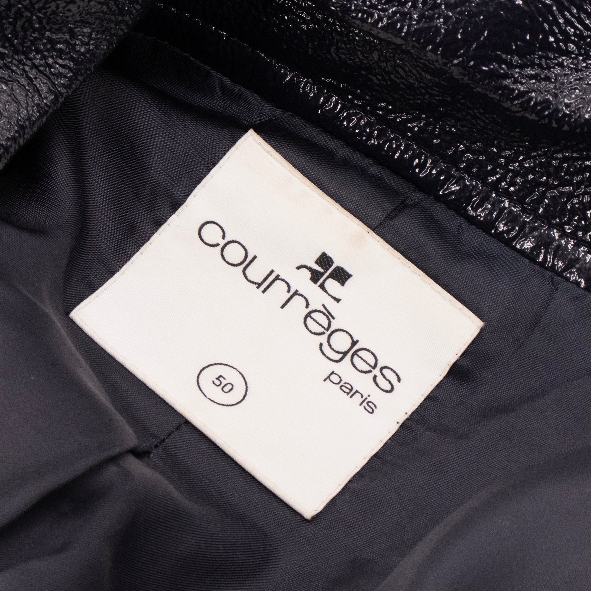 COURRÈGES - Veste Réédition Courrèges en vinyle bleu marine (T50)