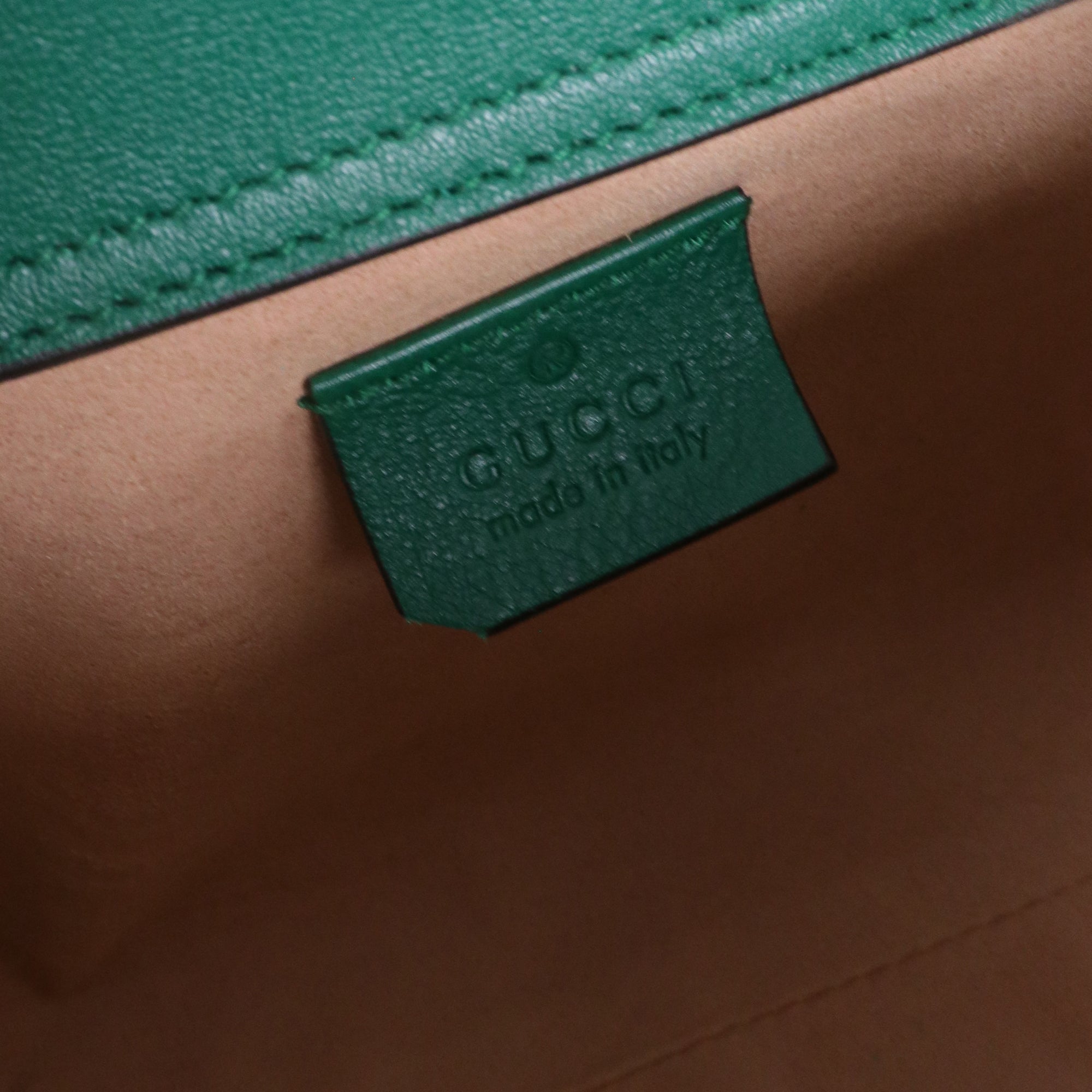 GUCCI - Sac à bandoulière Diana Bamboo mini Gucci en cuir lisse vert