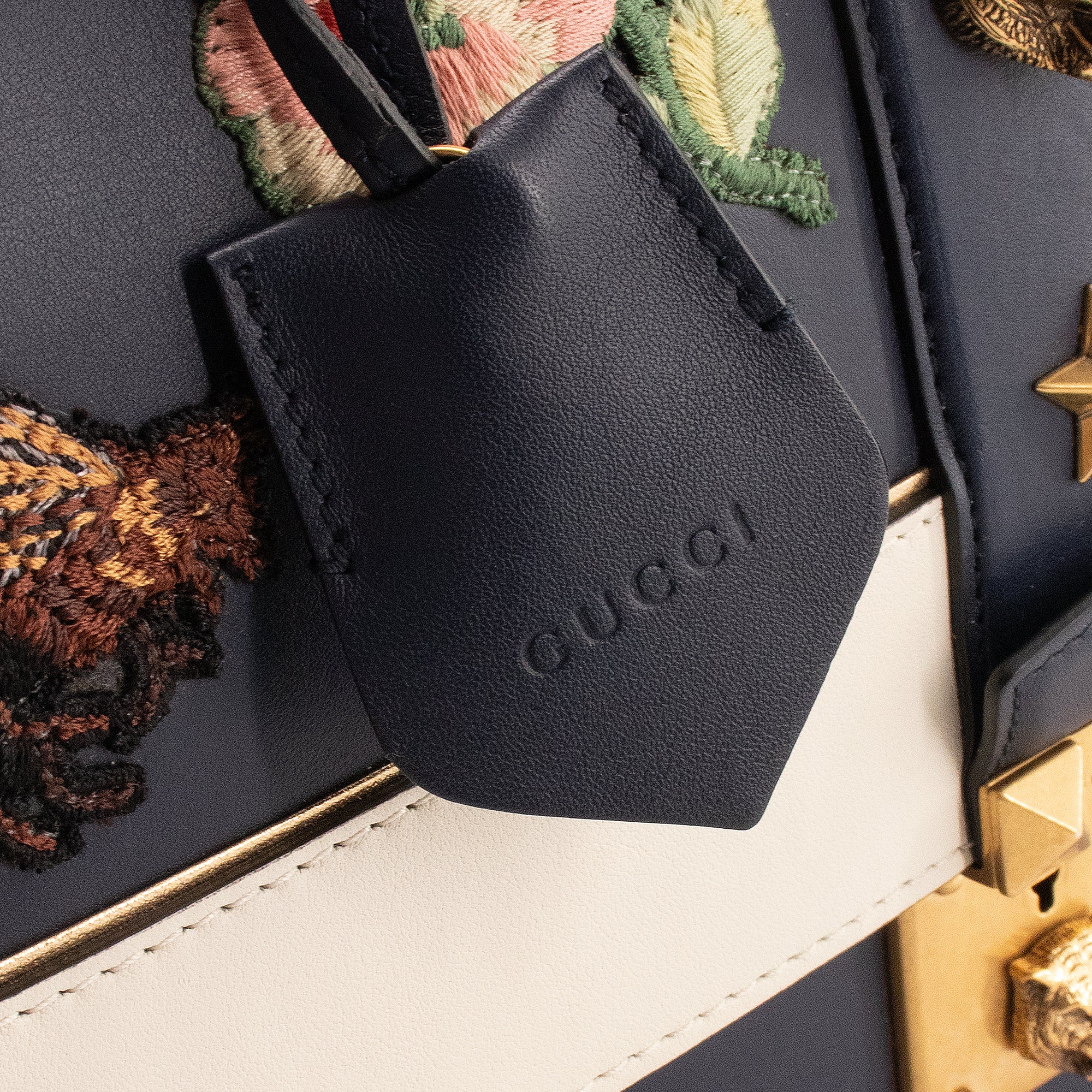 GUCCI - Sac à épaule Cat Lock Gucci en cuir orné de broderies