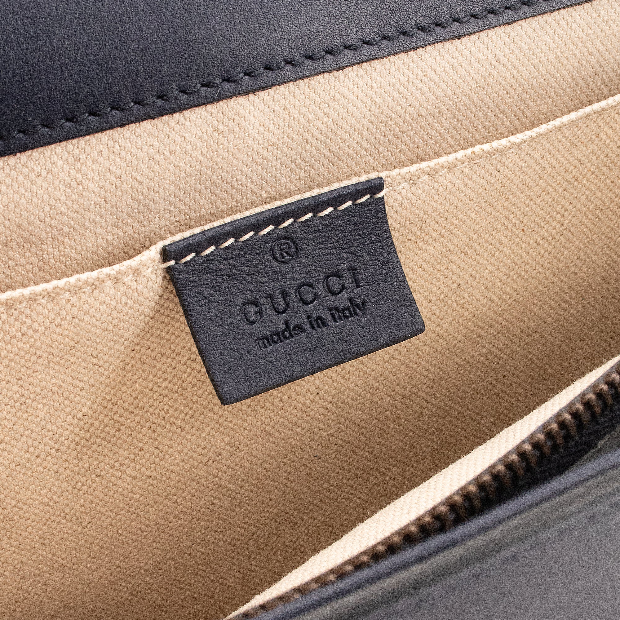 GUCCI - Sac à épaule Cat Lock Gucci en cuir orné de broderies