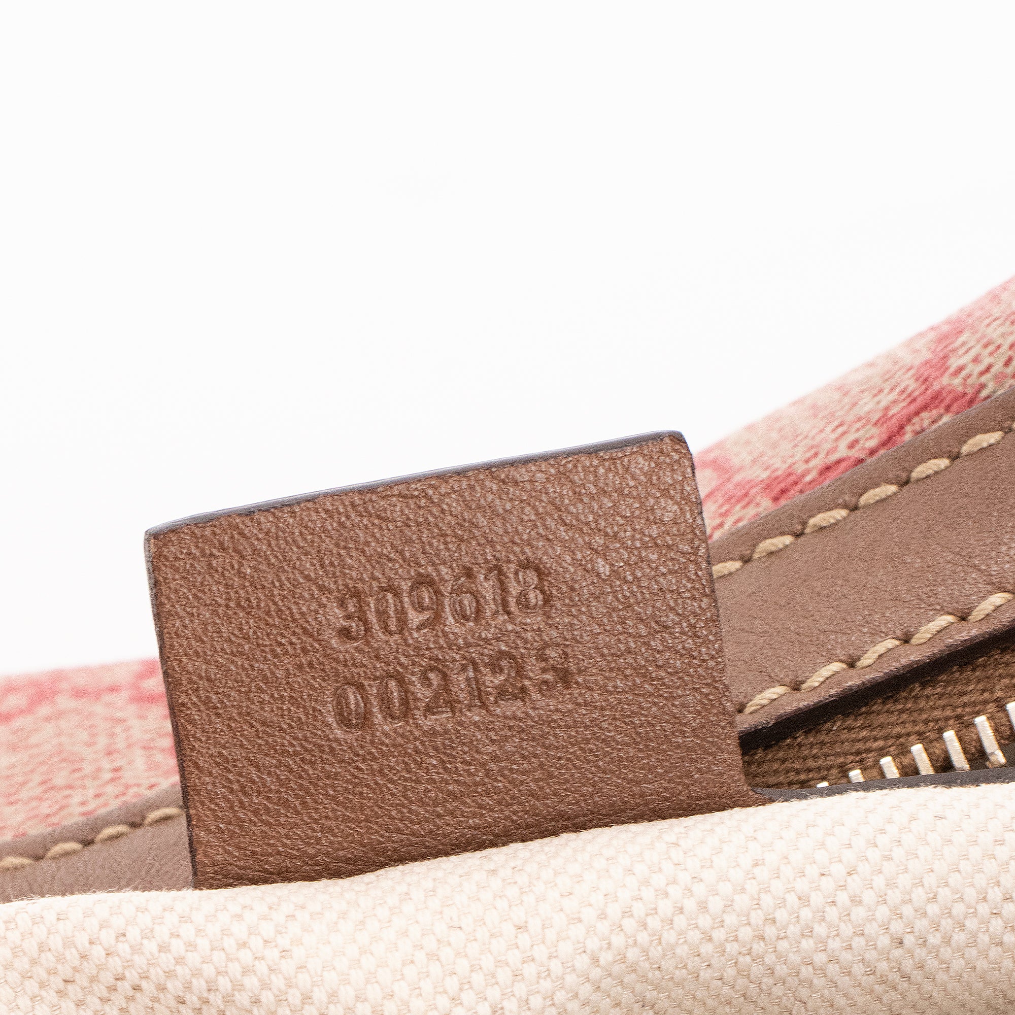 GUCCI - Sac à épaule Hobo Gucci en toile enduite monogrammée rouge