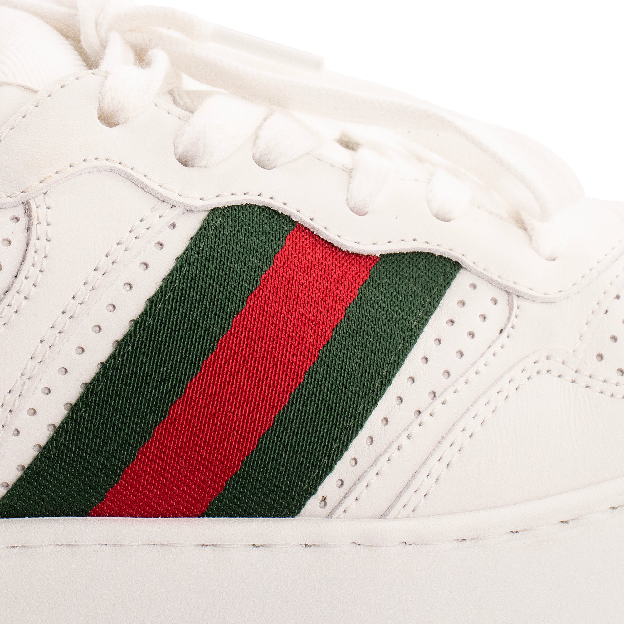 GUCCI - Sneakers Gucci en cuir avec bande web (T39)