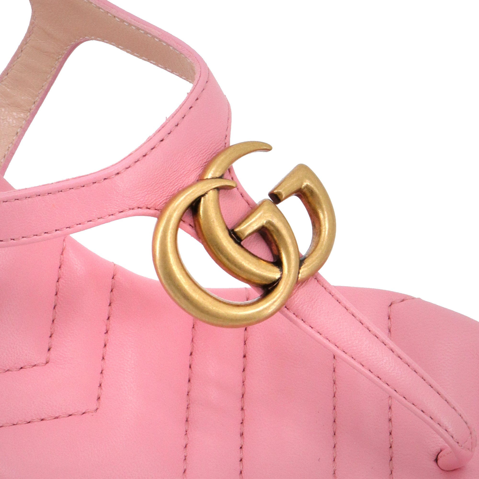 GUCCI - Sandales GG Gucci en cuir rose (T39.5)