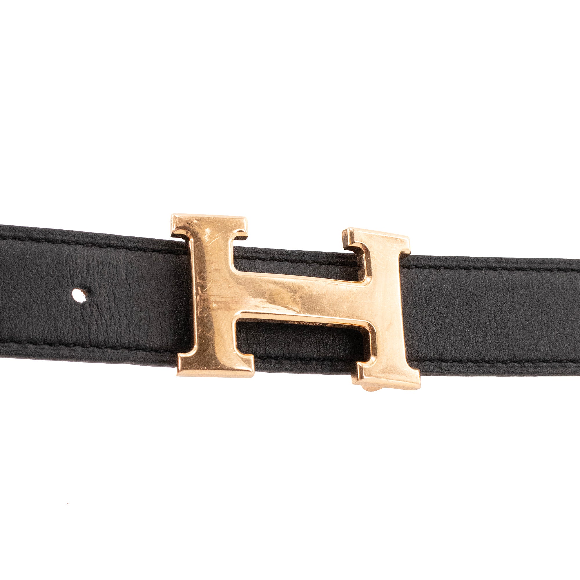 HERMÈS - Ceinture H réversible Hermès en cuir noir et marron (T80)