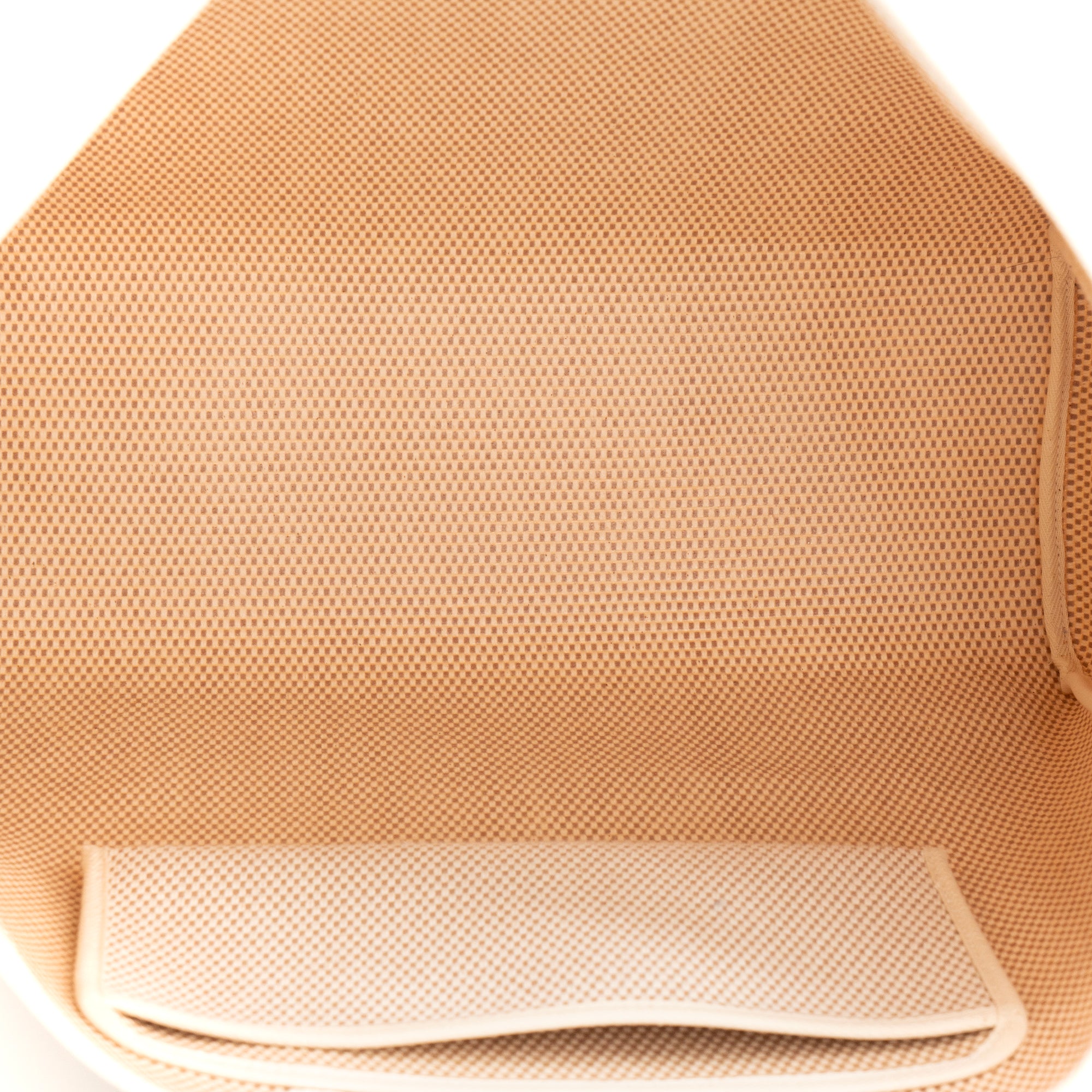 HERMÈS - Sac à main Herbag Cabas Hermès avec deux pochettes en toile beige vintage