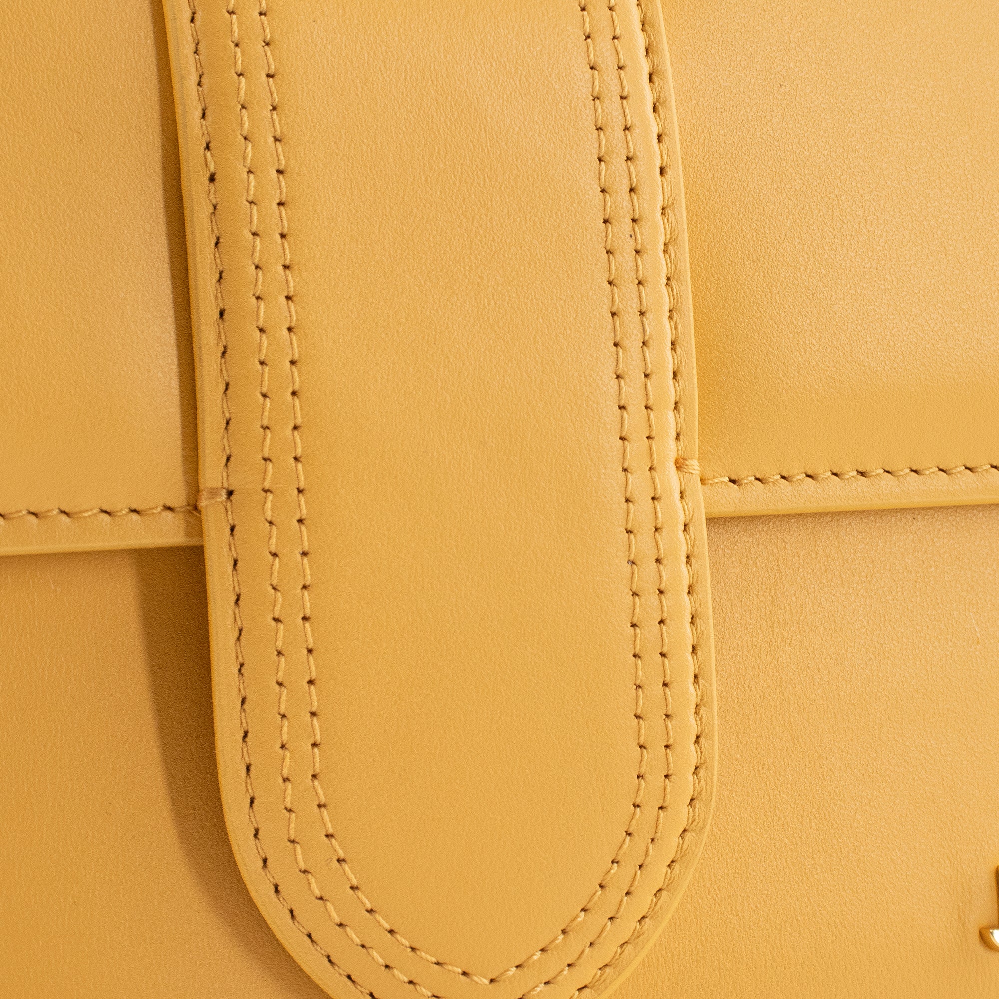 JACQUEMUS - Sac à bandoulière Le Grand Bambino Jacquemus en cuir jaune