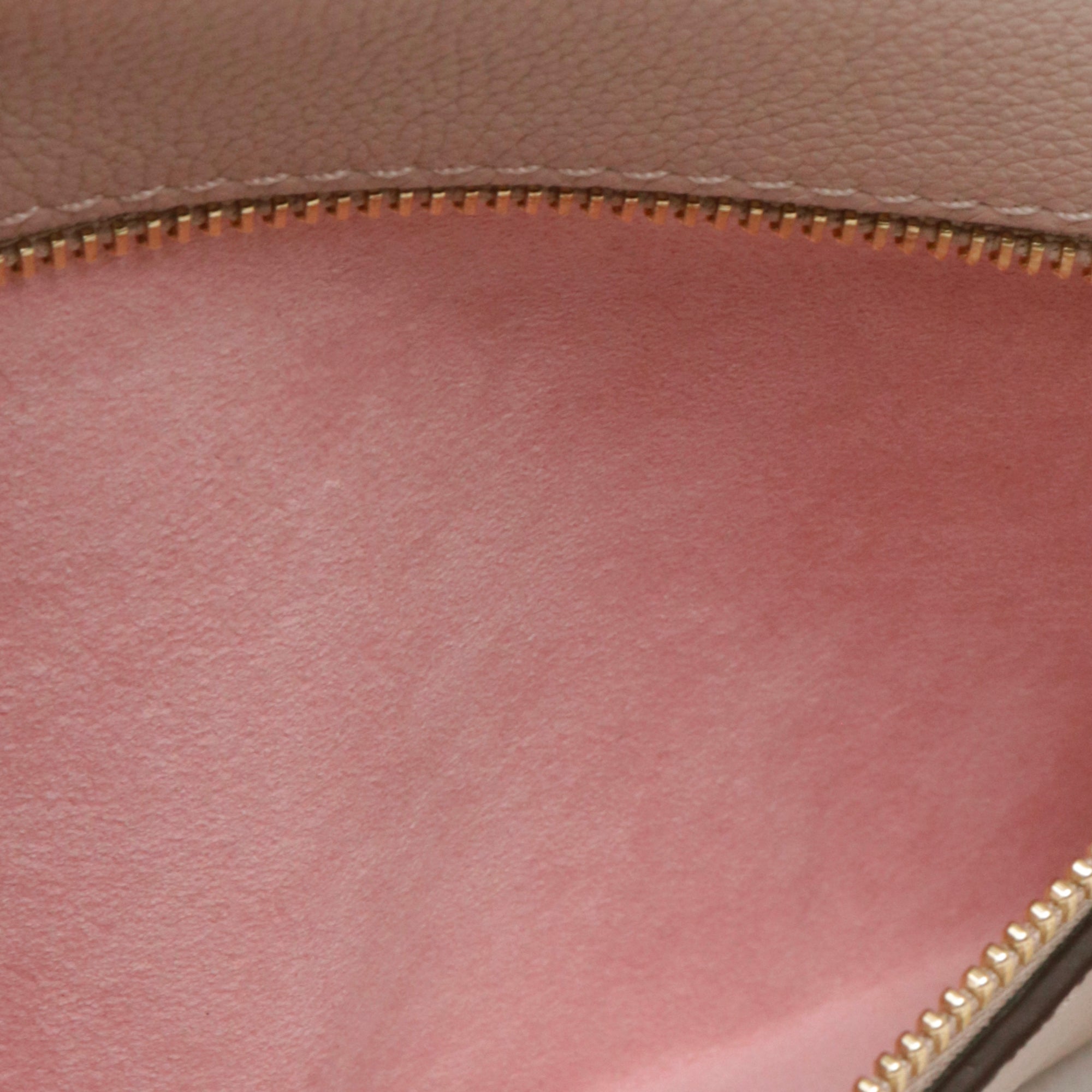 LOUIS VUITTON - Sac à bandoulière Mylockme BB Louis Vuitton en cuir grainé nude