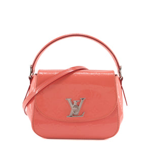 LOUIS VUITTON - Sac à bandoulière Pasadena Louis Vuitton en cuir verni rose
