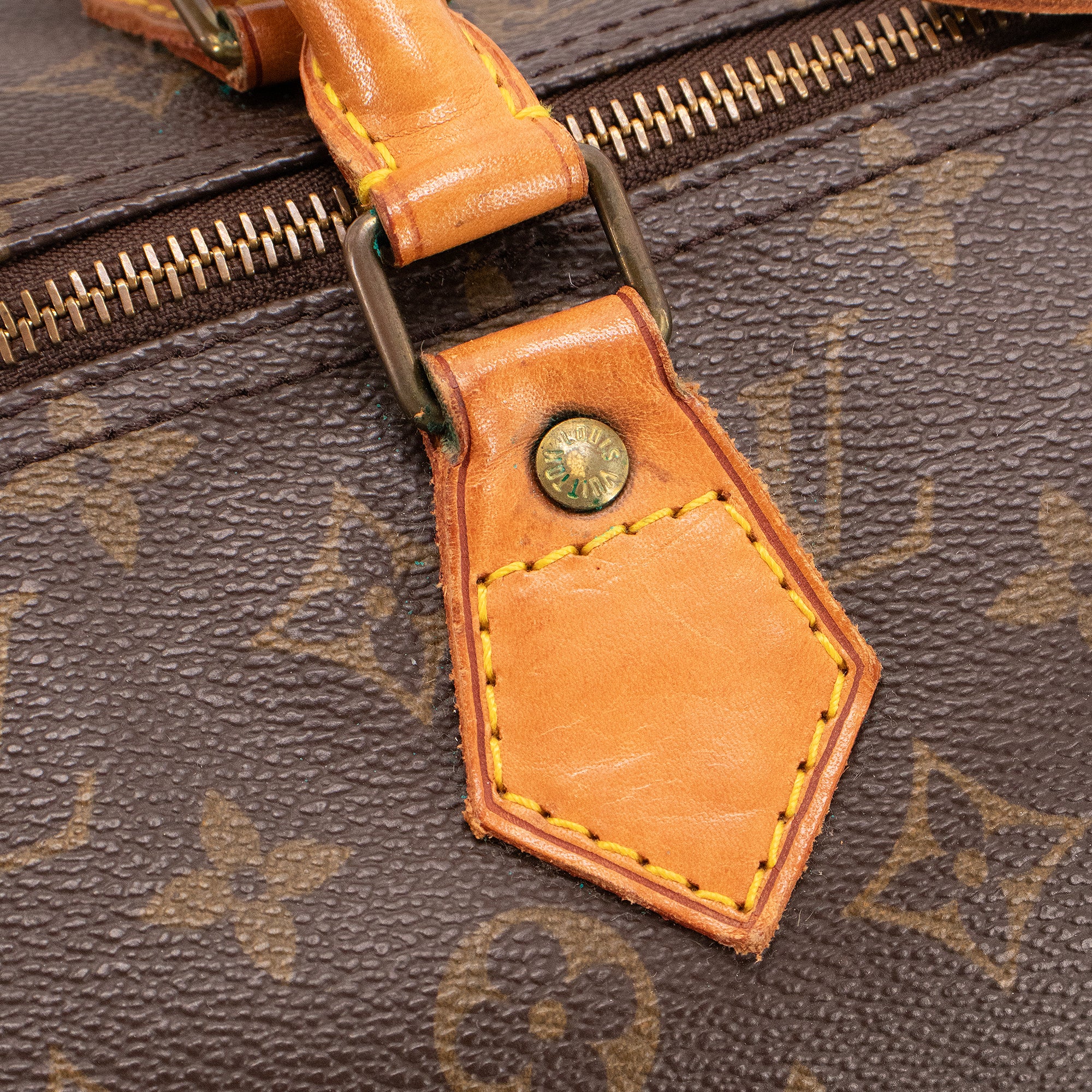 LOUIS VUITTON - Sac à main Speedy 40 Louis Vuitton en toile monogrammée vintage