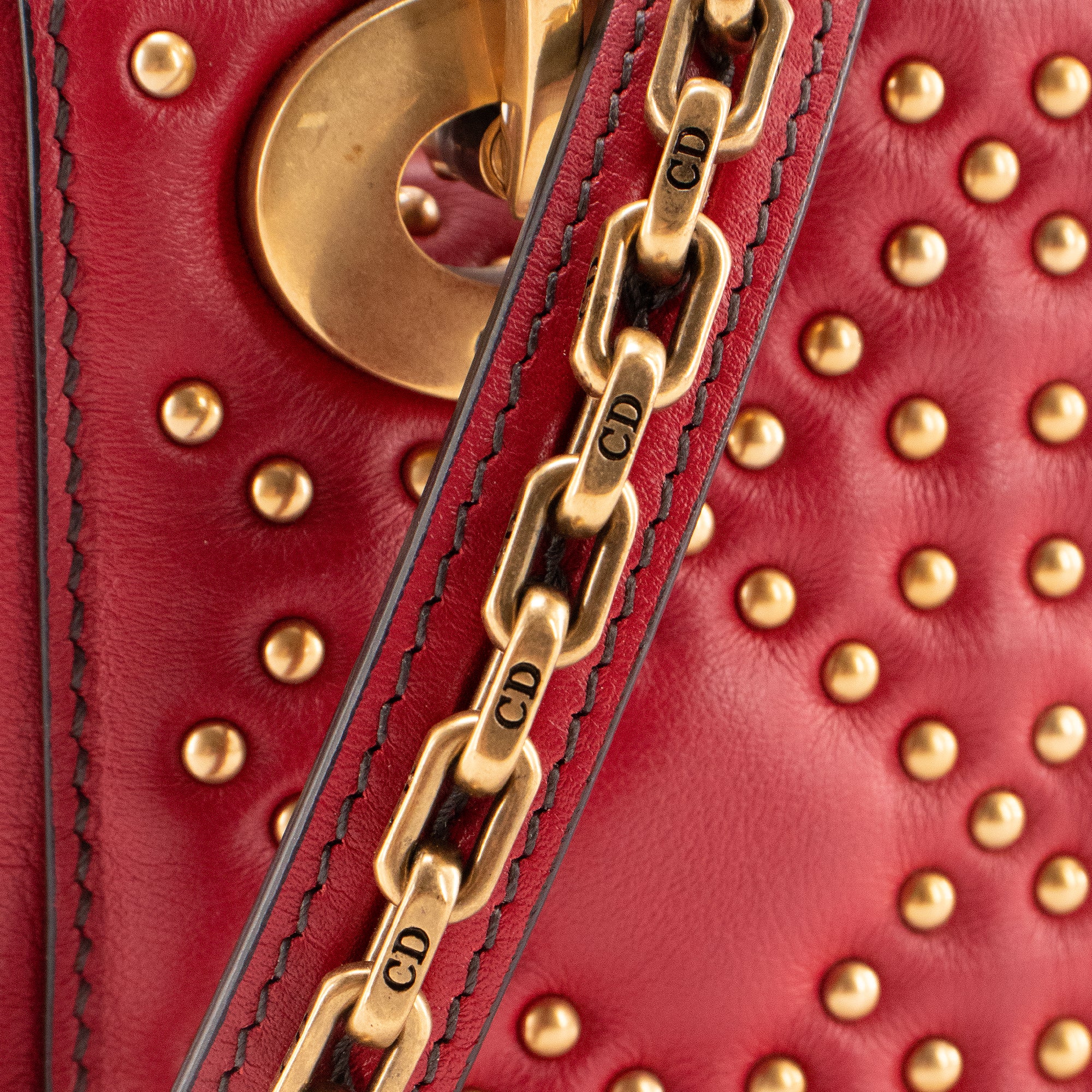 DIOR - Sac à bandoulière Lady Dior mini Dior en cuir rouge édition limitée