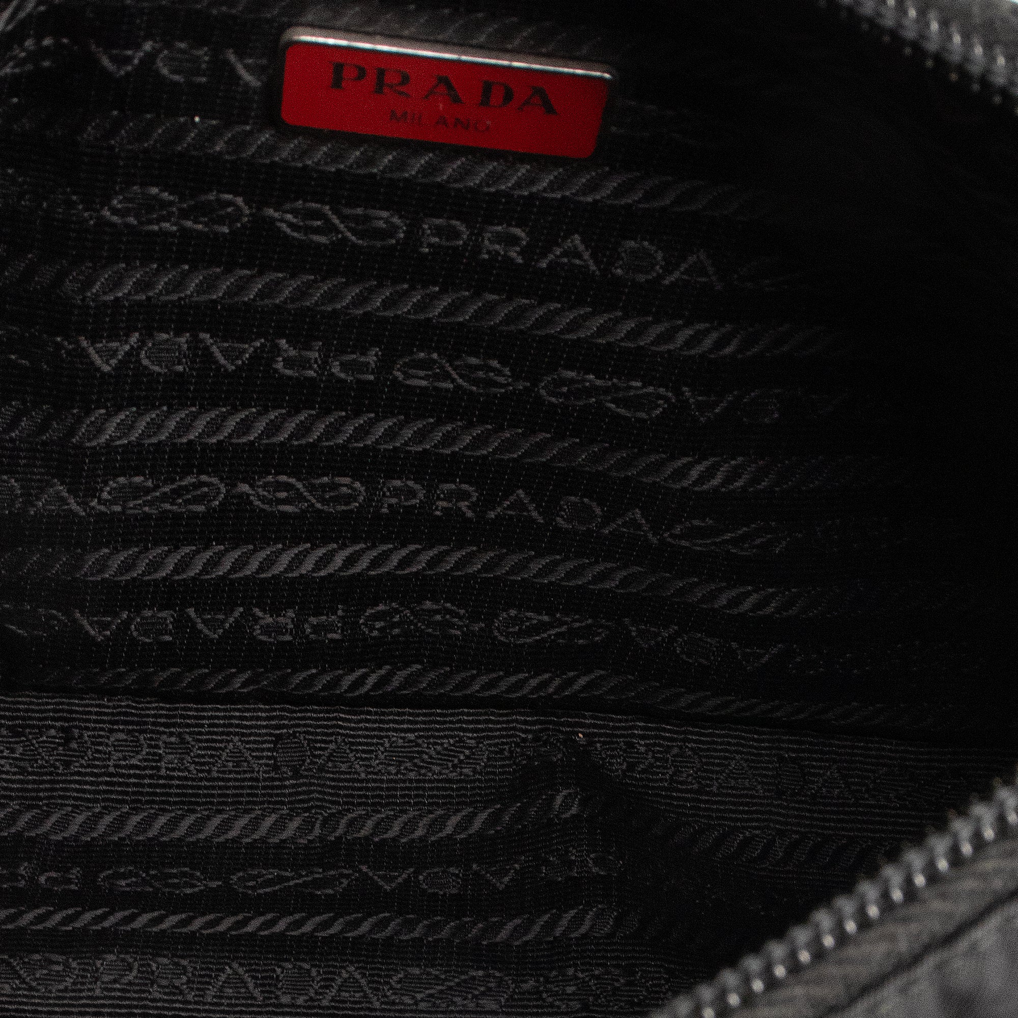 PRADA - Prada Re-Edition 2000 shoulder bag in black re-nylon