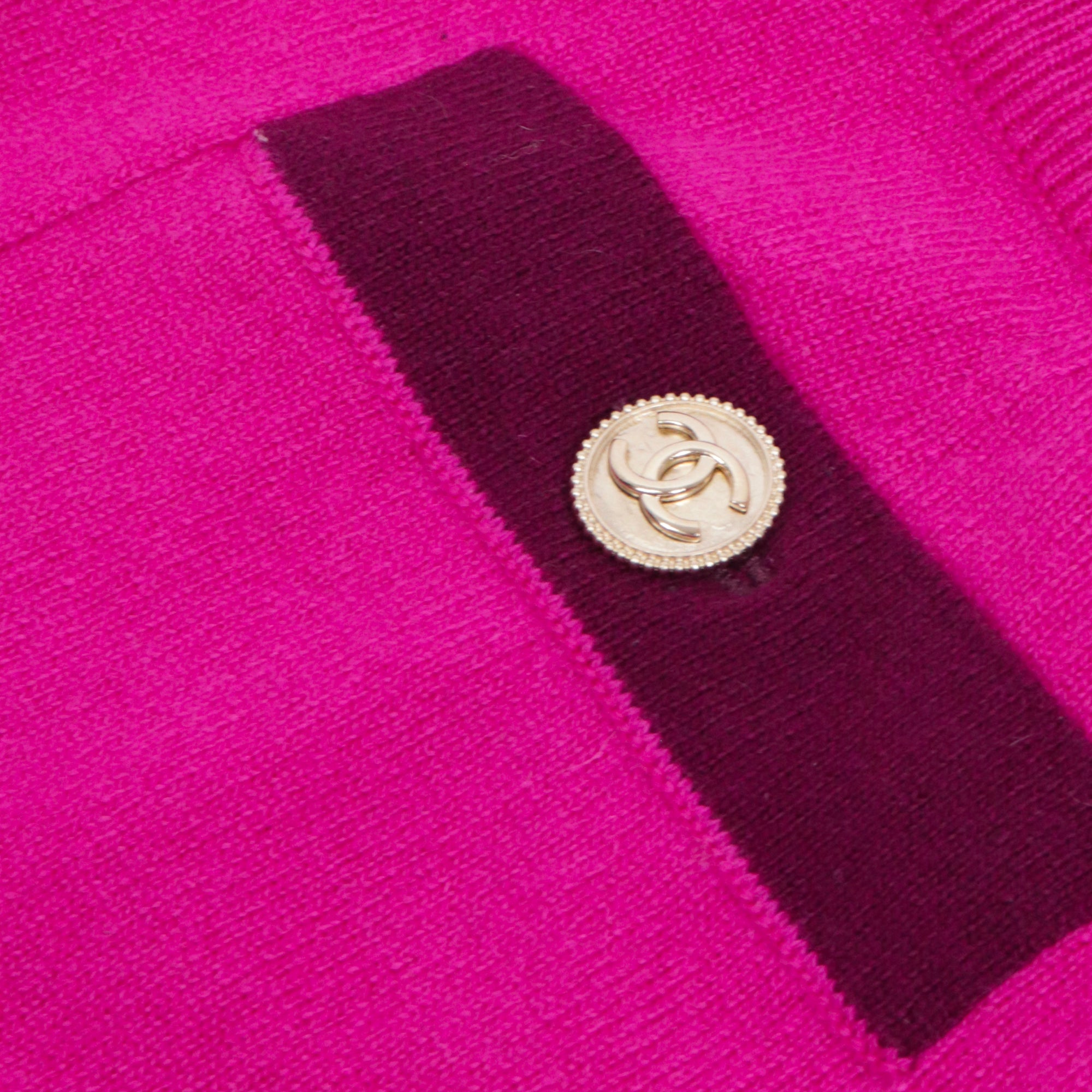 CHANEL - Short Chanel en cachemire rose fuchsia (T38)